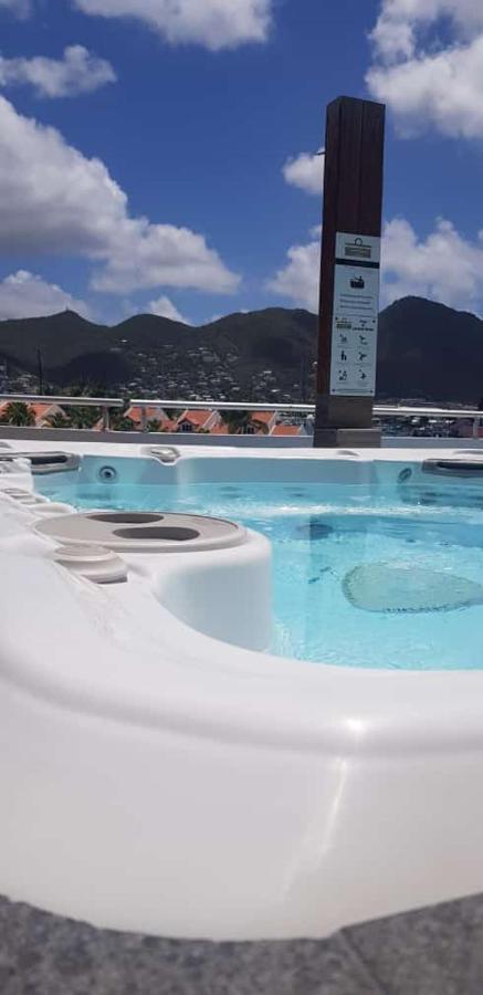 Commodore Suites Simpson Bay Esterno foto
